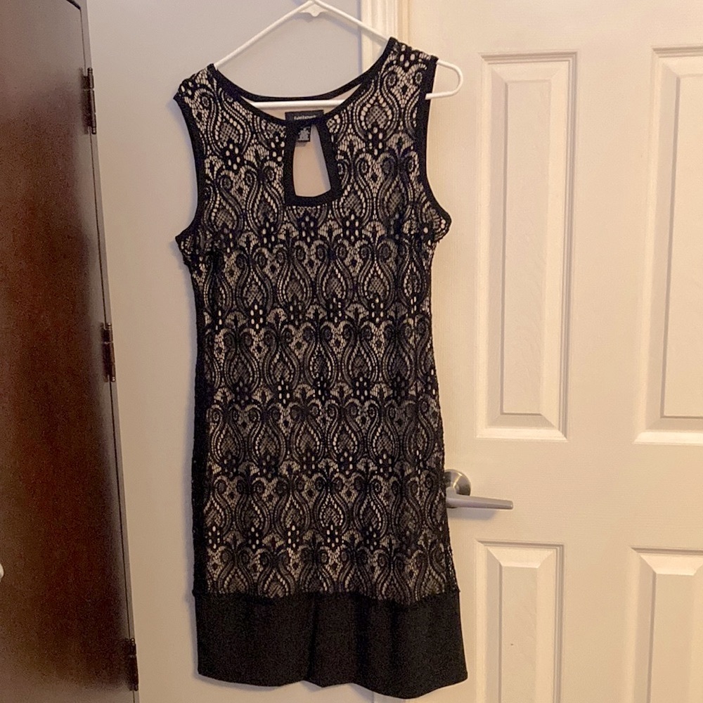 R&M Richard’s Black and gold dress size 12